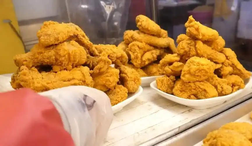 爆火韩国街头小吃 韩式炸鸡-小gg的烦恼-小gg的烦恼-哔哩哔哩视频