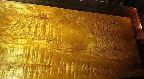 湖北那间网传8亿金丝楠木屋没有捐国家老人卖了多少钱