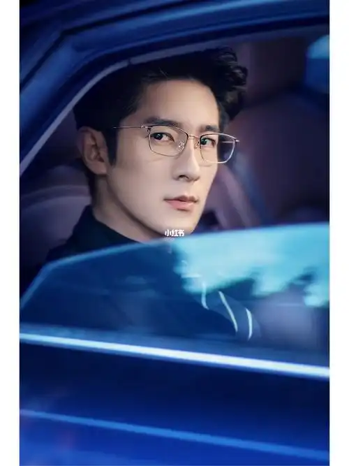 沉迷季肖冰的颜值