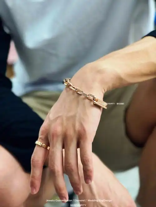 重金潮酷男士手链60不看脸就觉得帅得飞起