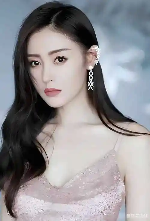 周冬雨|刘亦菲|李易峰_网易订阅