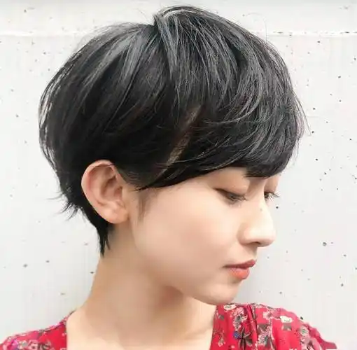 好看的露耳短发