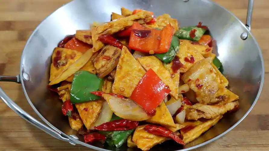 分享六道美味家常菜:大煮干丝上榜,过桥豆腐端上桌孩子吵着吃