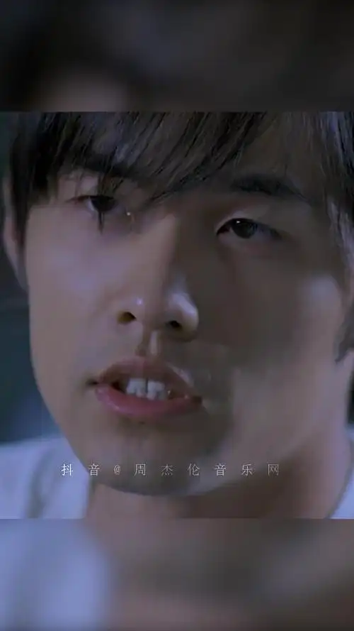 原来是赶着与夏树约会周杰伦头文字d