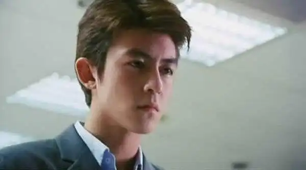 上世纪九十年代香港男明星有多帅