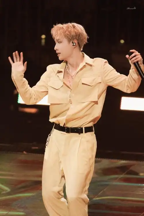 张艺兴[超话]##张艺兴大航海无远弗届巡回演唱会