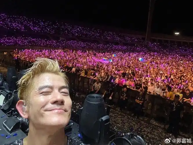 郭富城海口演会##郭富城舞林星传世界巡回演唱会2024##大合照