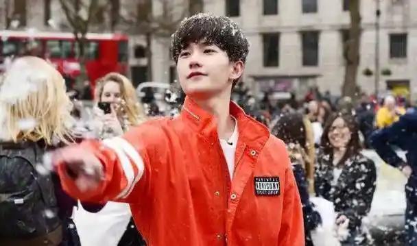 杨洋粉丝脱粉后发长文痛骂:演技烂还抓不准定位,糊了不怪别人!