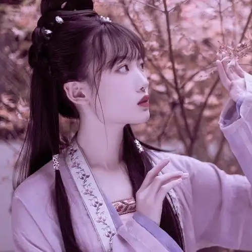 by:世中仙儿 泛轻舟女生头像〔古风〕〔气质