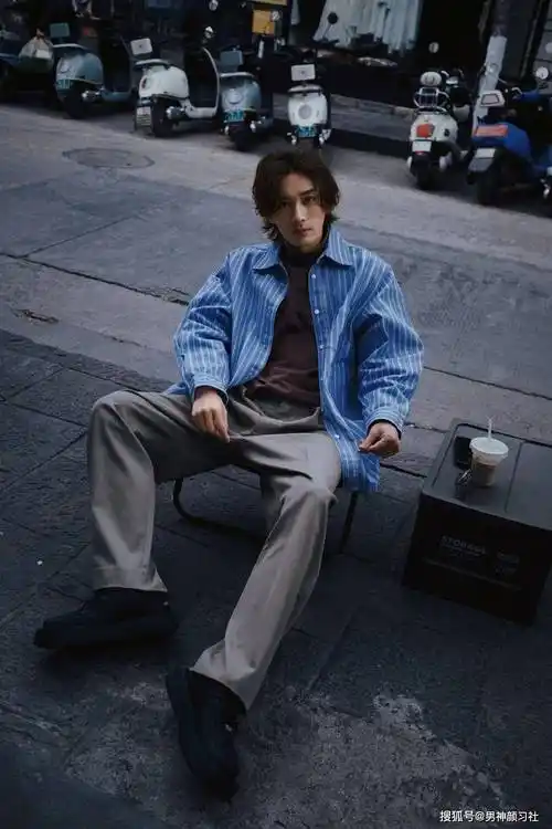 花间令刘学义古装造型惊艳今天来点评下他的私服穿搭