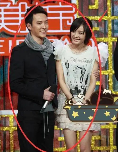 杨幂和178cm冯绍峰同框,关掉滤镜后,这是天使吻过颜值吧_女明星_身高