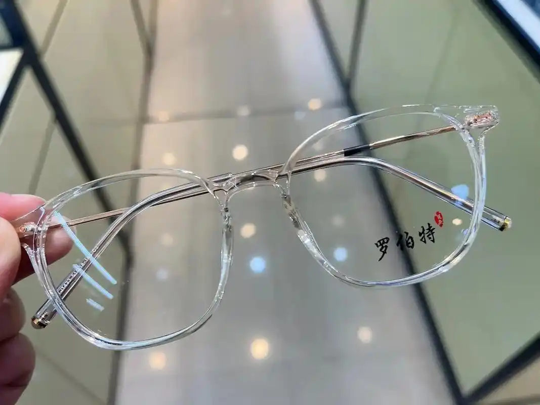 透明白方框眼镜.纯白素颜框来了◇ 男生戴清爽干净 斯斯文文～ - 抖音