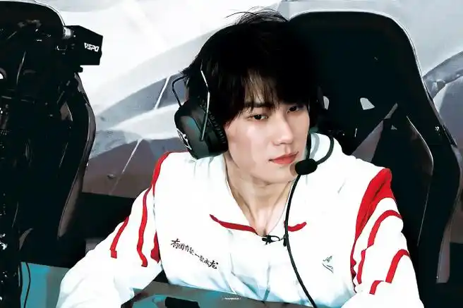 张真源输出第一##张真源荣耀王者61星