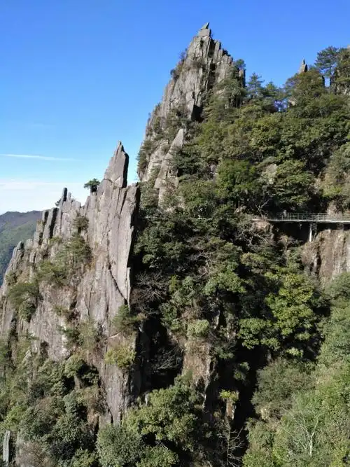 安福最美景区——羊狮慕