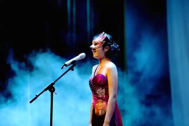 中国大学生音乐节女院站决赛蒙面歌王花落谁家