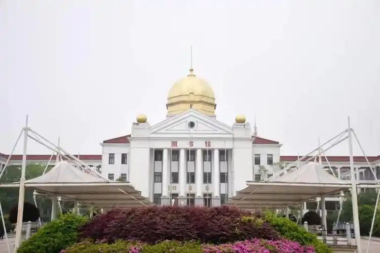 给浦江的第一封"三行情书"_南京工业大学浦江学院_零二七艺考