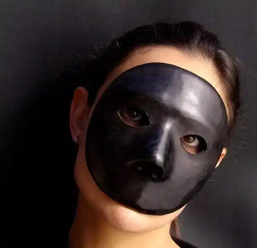 一秒钟教你读懂那些人脸上戴着的虚伪面具