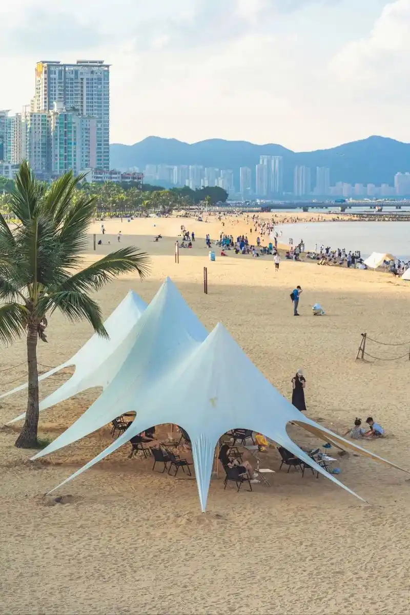 珠海/香炉湾沙滩 98地址:广东省珠海市香洲区情侣中路, 08公交车