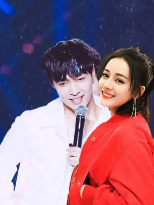 迪丽热巴给你带了 迪丽热巴就知道你不认真吃饭 张艺兴迪丽热巴小姐