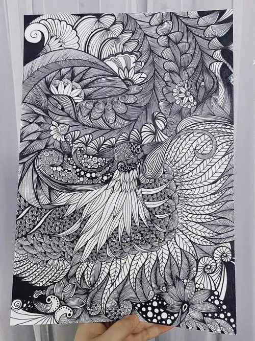 黑白画手绘凤凰涅盘浴火重生