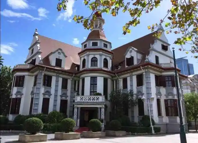 比较小,一定要买优惠卷.哈哈