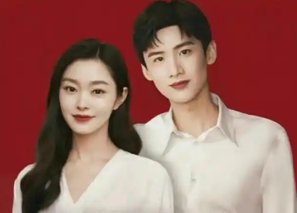 曝白敬亭宋轶疑似领证,4个细节得到证实,结婚照曝光两人太般配