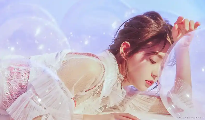 郑合惠子 cr:酱包就着热咖啡