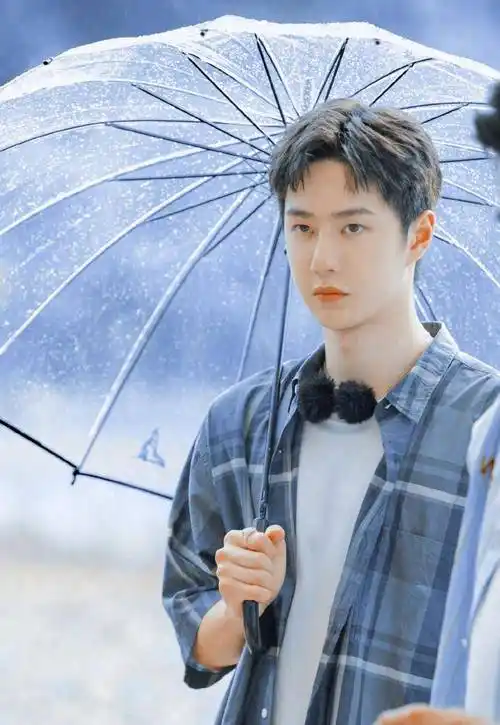 姚晨直言,很多女星不愿意和王一博拍吻戏,原来陈乔恩没说谎