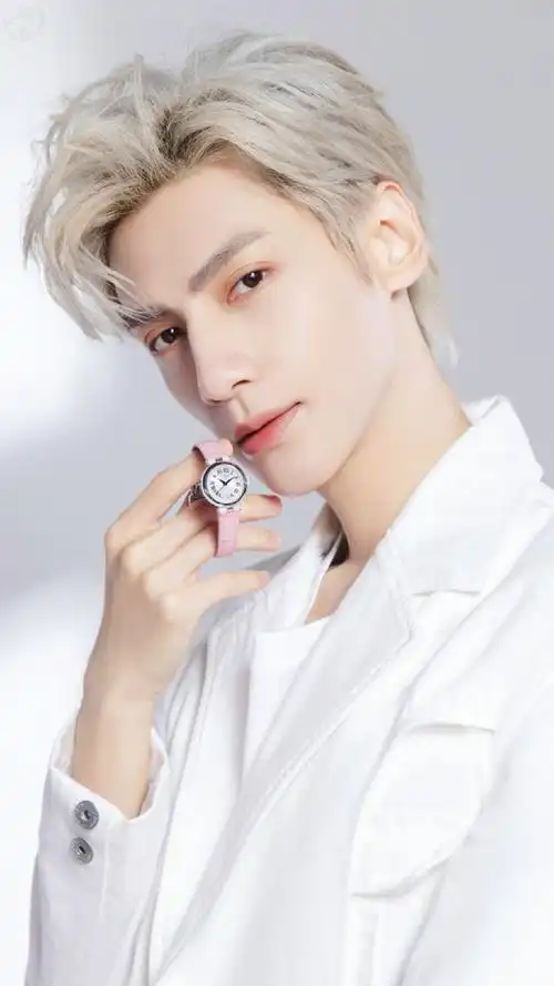 天梭全球形象代言人罗云熙##发光吧小美人