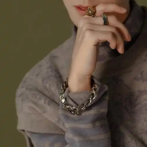 手控党的福利又来了,请查收王俊凯的帅手指