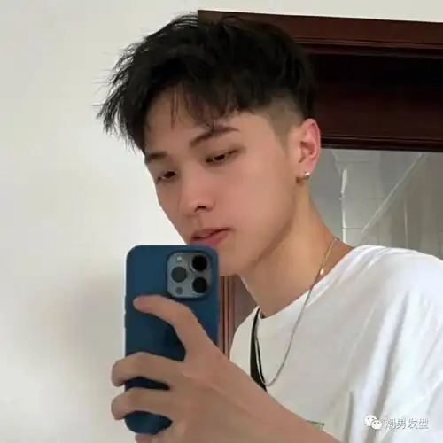 男生想变帅发型就别再瞎剪了试试这3款剪完让你帅气涨颜值