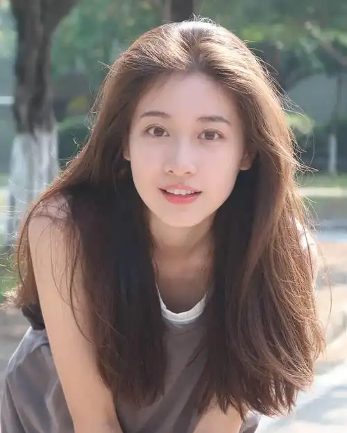 甜美的微笑最美女人嘴大好性感