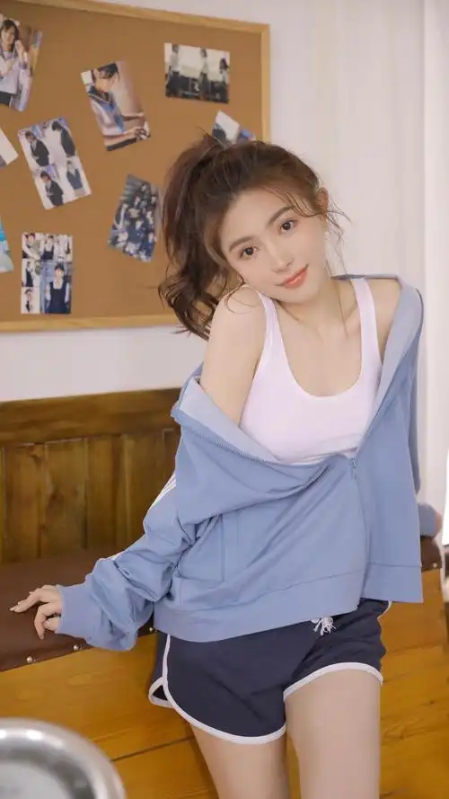 江亦祺爱露肩美女壁纸