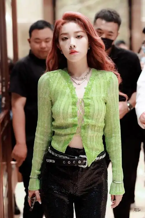 喻言超话08#喻言加盟海潮音乐嘉年华#97@the9-喻言