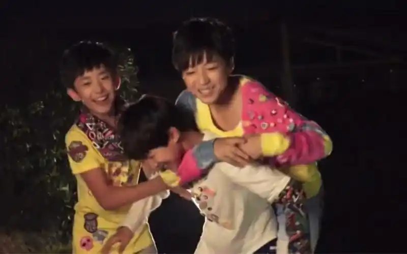 好久没看到tfboys靠这么近了 - tfboys heart,爱出发mv花絮