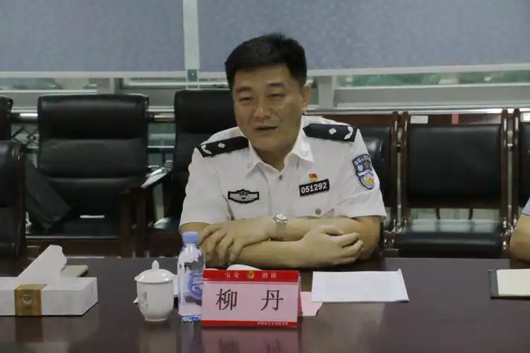 区公安分局柳丹局长到区公安消防大队调研指导工作