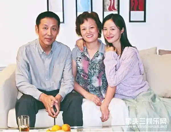 李念是陈道明的女儿吗 演员李念个人资料父母家庭背景揭秘