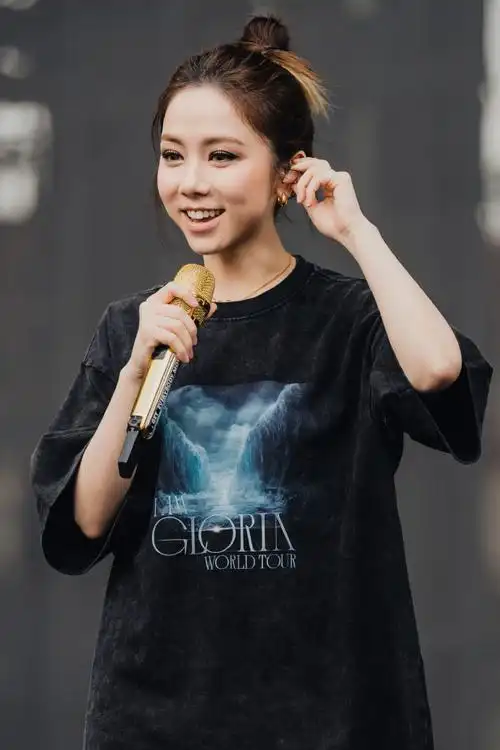 邓紫棋iamgloria世界巡回演唱会