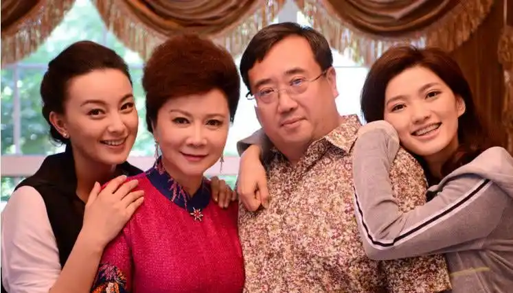 蔡明老公个人资料简介,张少华(宋丹丹) | 荆楚号元宇宙