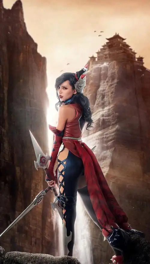 王者荣耀阿珂cosplay致命和诱惑只隔着一层刀刃哦