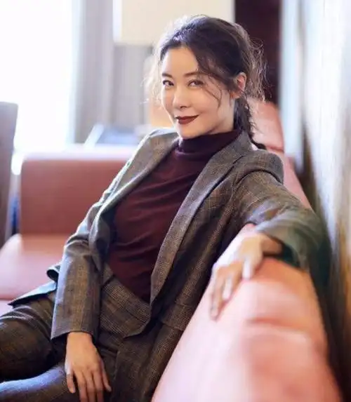 著名演员柯蓝个人资料简介(情路坎坷,我不是黄志忠小三) | 人物集