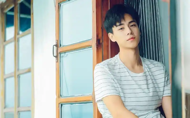 胡一天帅气写真,高清图片,电脑桌面-壁纸族