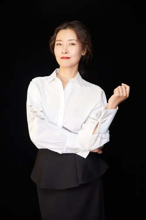 《澳门人家》柯蓝遇险 奉献型爱情戳人泪点