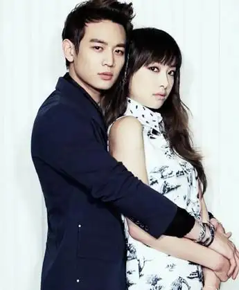 崔珉豪曾在综艺节目自曝理想型女友是宋茜,随后网络上就出现了一些列