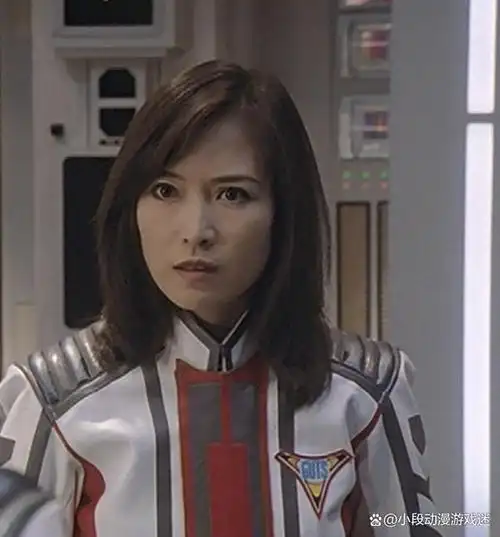 指挥帅才——居间惠,宗方,神枪手——新城,王牌机师——丽娜,天才科学