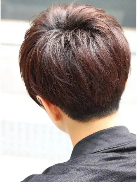 短发,露出耳朵就是不一样,利落个性还自然|发型|脸型|圆脸|眉上_网易