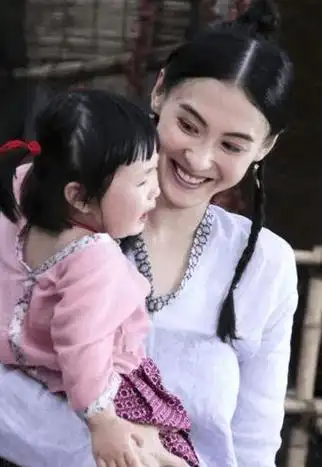 张柏芝主动打电话给谢霆锋求复合,谢霆锋的回答太真实了!