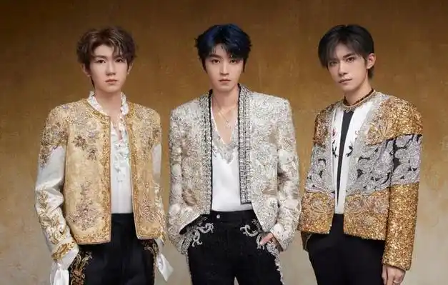 官微踩点发文高调告别,三家互嘲场面难看|王源|王俊凯|易烊千玺|最帅