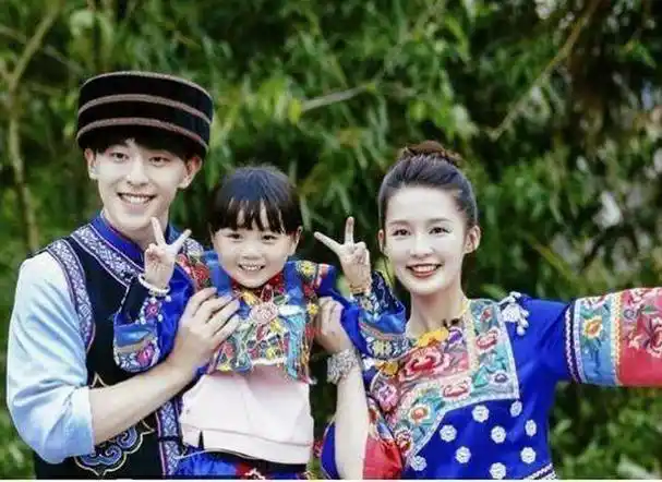 八字测配偶身高,邓伦八字表白李沁!