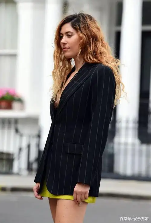 伊莉莎·杜利特尔(eliza doolittle)也很有创作能力,是个非常有才华的